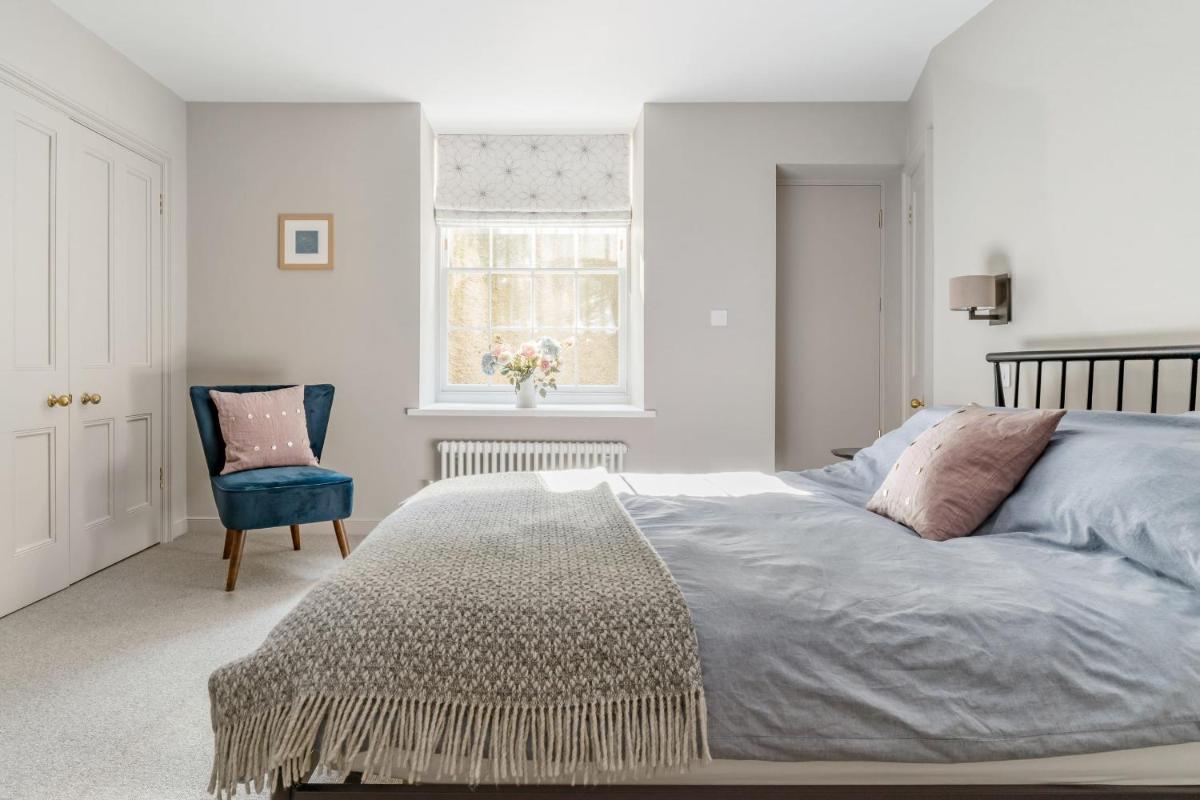 Berkeley Square Apartment - Hizvo