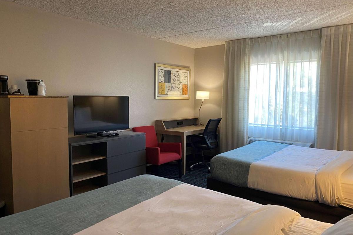Wingate by Wyndham Chandler Phoenix - Housity