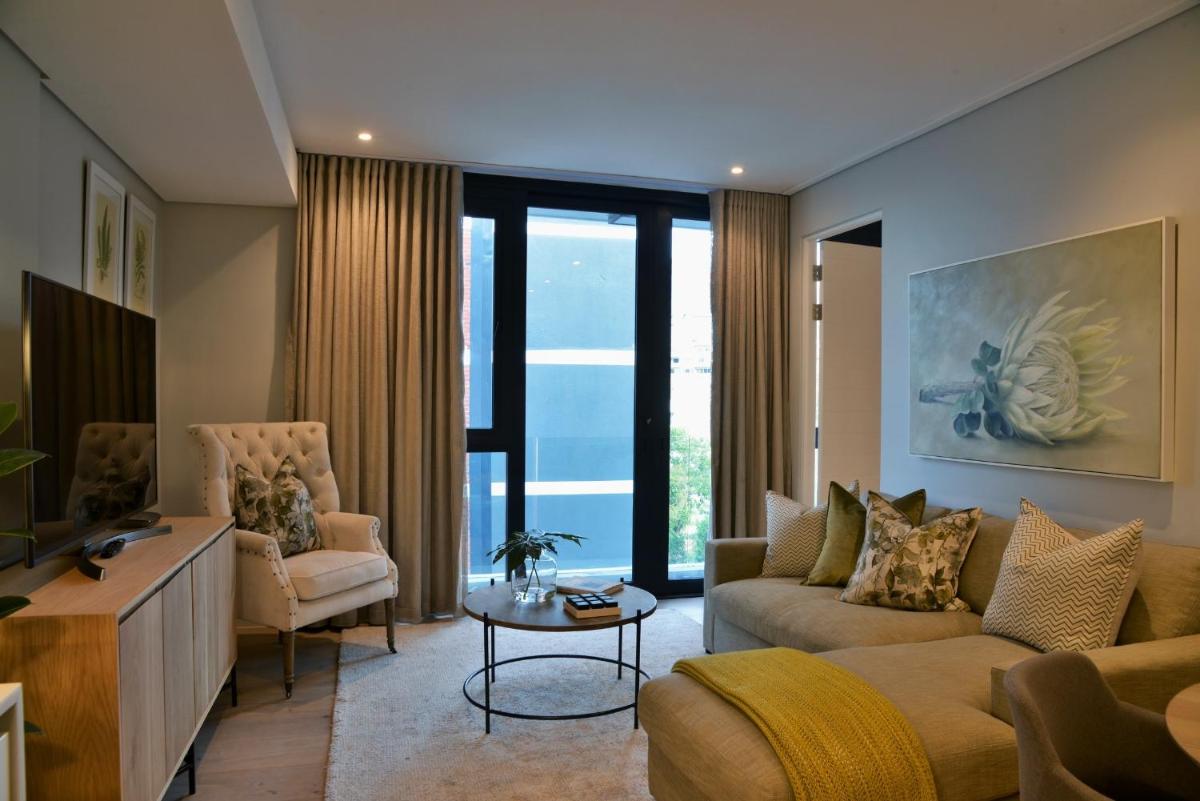 35 On Main by Stay In Luxury - Housity