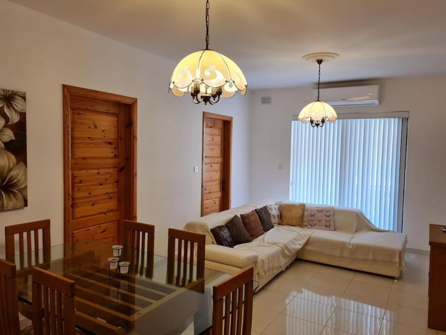 Lovely 3-Bedroom condo in San Pawl il-Bahar. - Housity