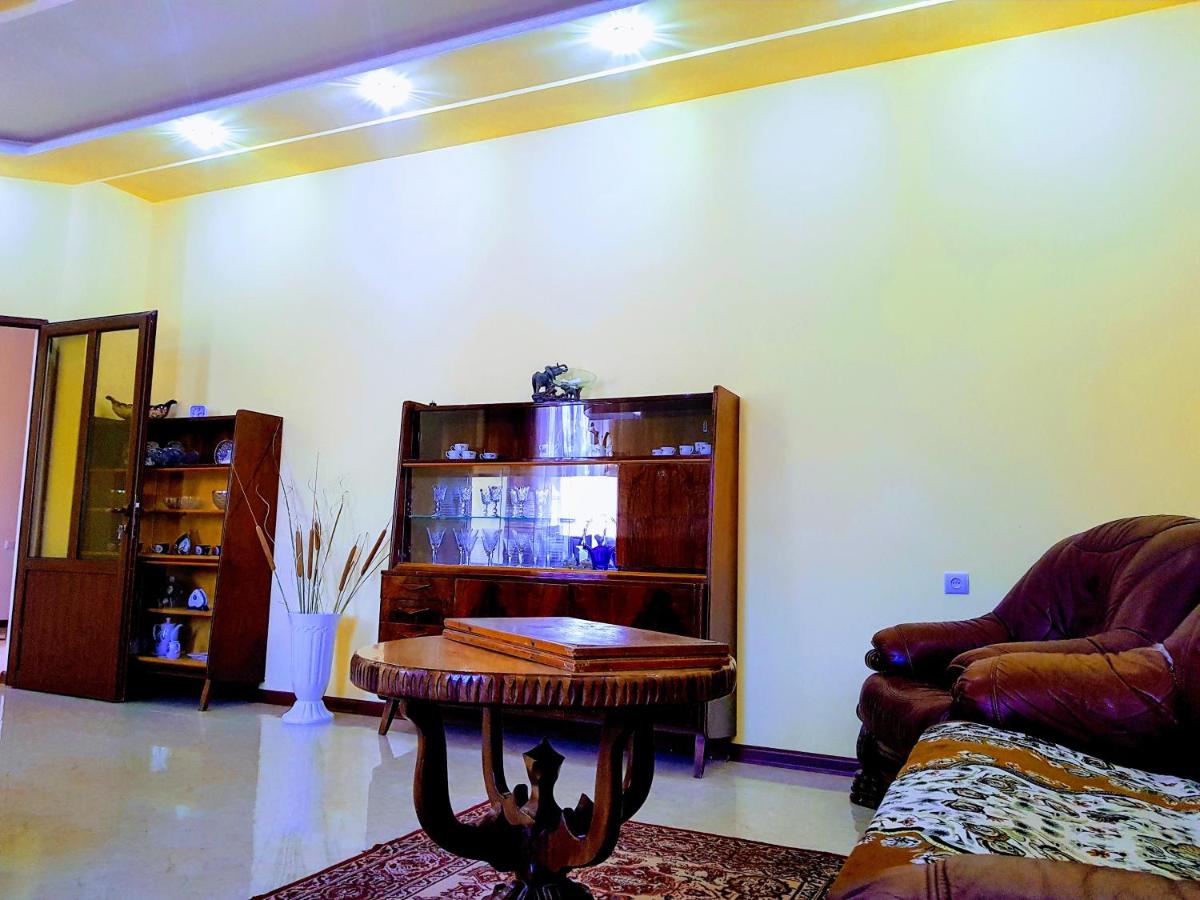 Baron Touristic Villa - Housity
