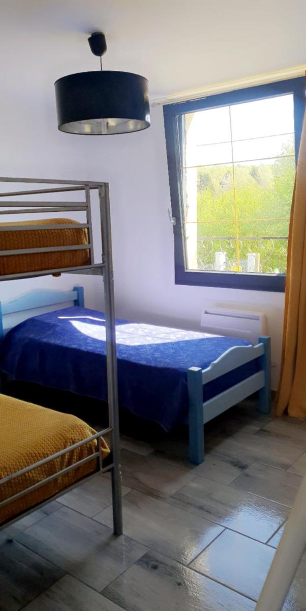 Chez Monique - Housity