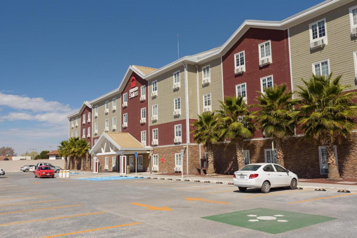 Extended Suites Queretaro Juriquilla - Housity