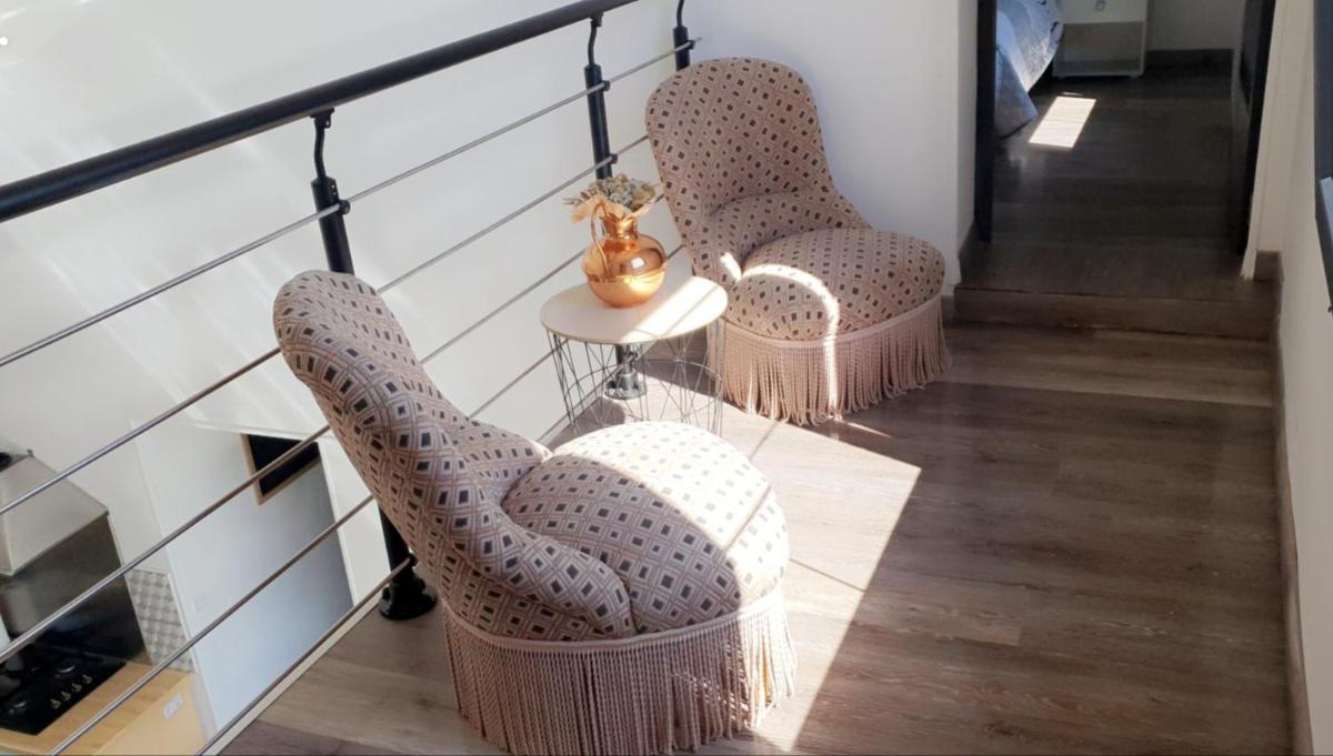 Chez Monique - Housity