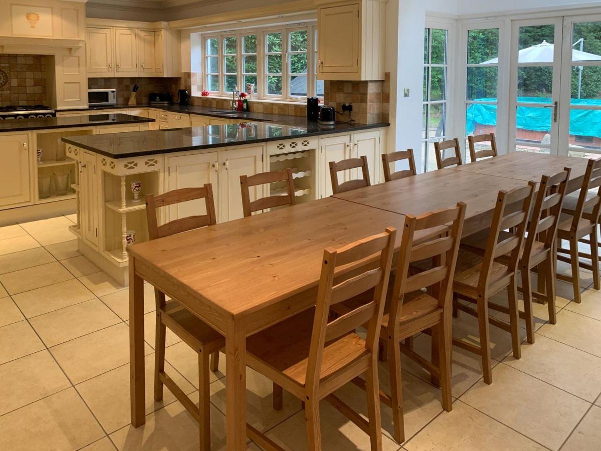 Moondance Villa - Housity