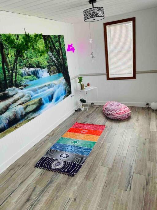 Virginia Beach Home Sleeps 8 Game Rm and Meditation Rm - Housity