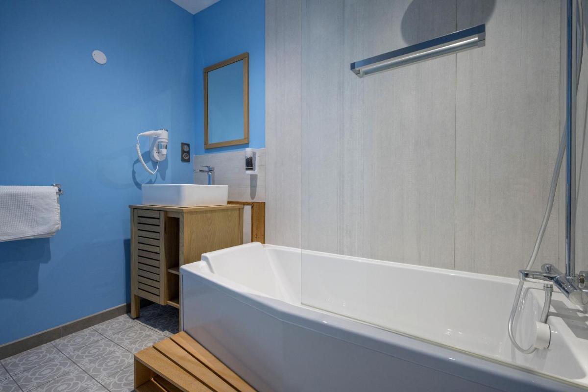 Chateau du Béron Suite Chic - Housity