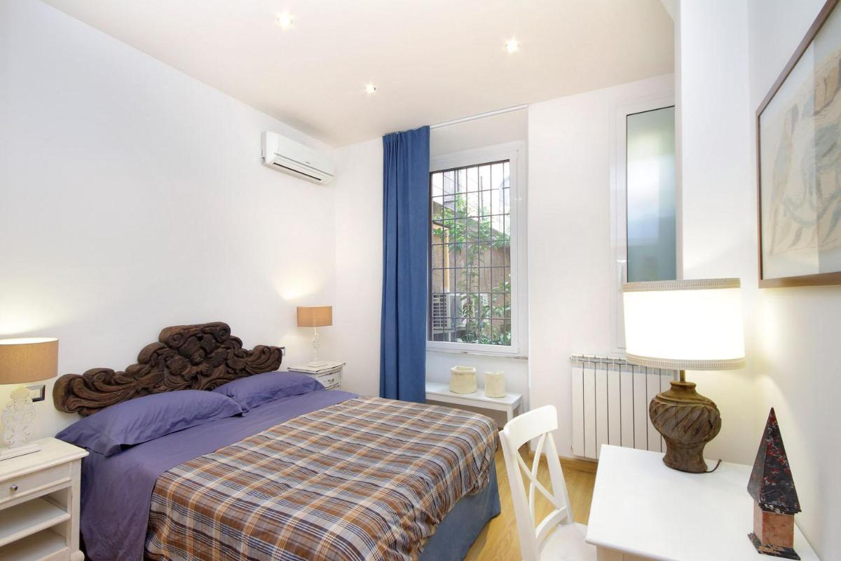 Vatican St Peter 2 bedrooms 2 bathrooms apartment - Housity