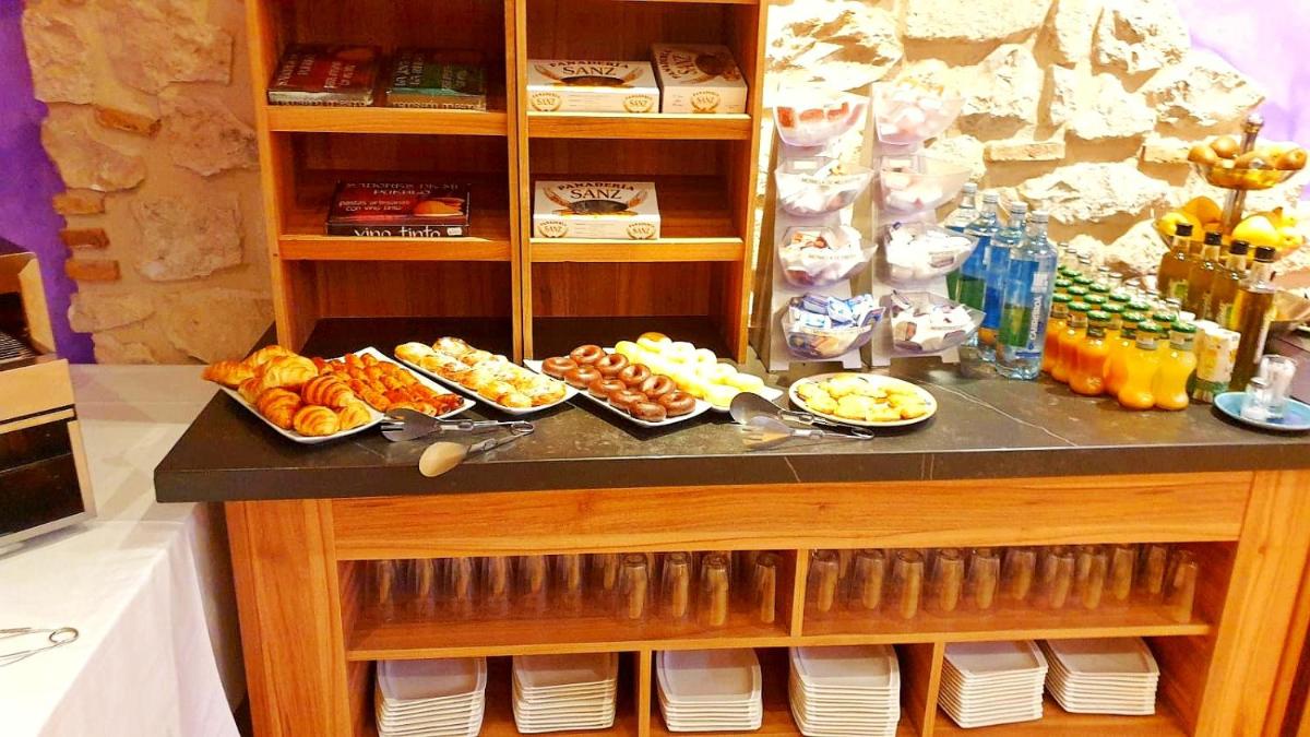 Hotel SPA El Lagar de Isilla - Housity