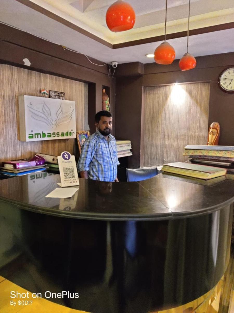 Hotel Ambassador Kalyani By WB Inn - Housity