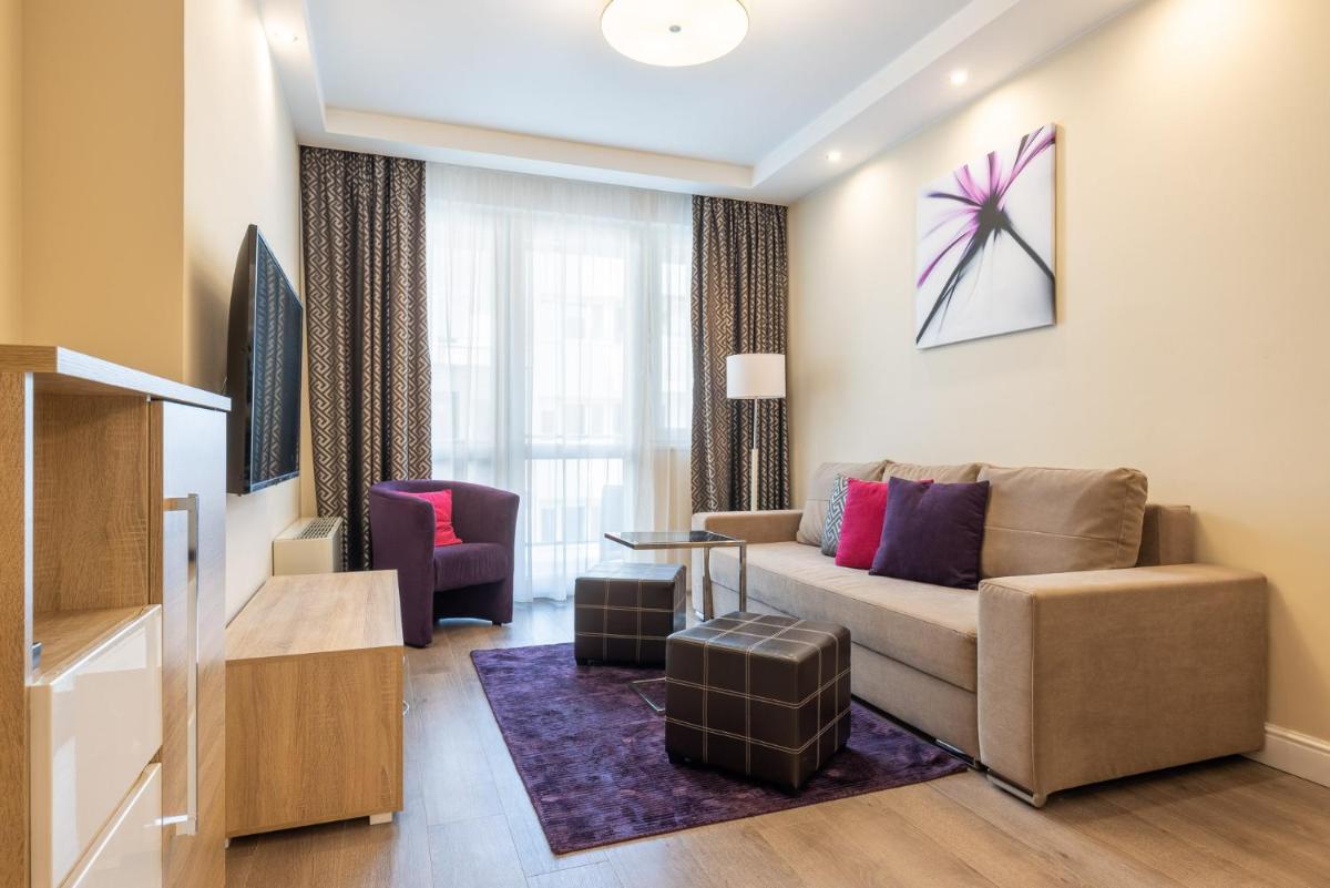 Silver Crown Hotel & Residence, Palace Quarter - Housity