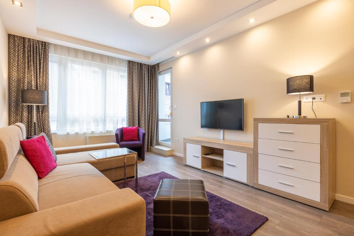 Silver Crown Hotel & Residence, Palace Quarter - Housity