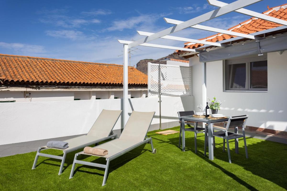 Casa Isabela with Roque Nublo view - Housity