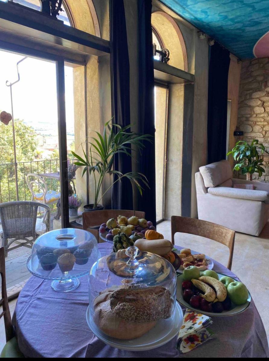 I TEMPLARI....nel cuore di Monforte d'Alba - Housity