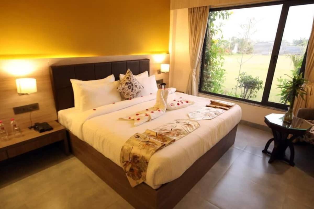 Solitaire Resorts - Housity