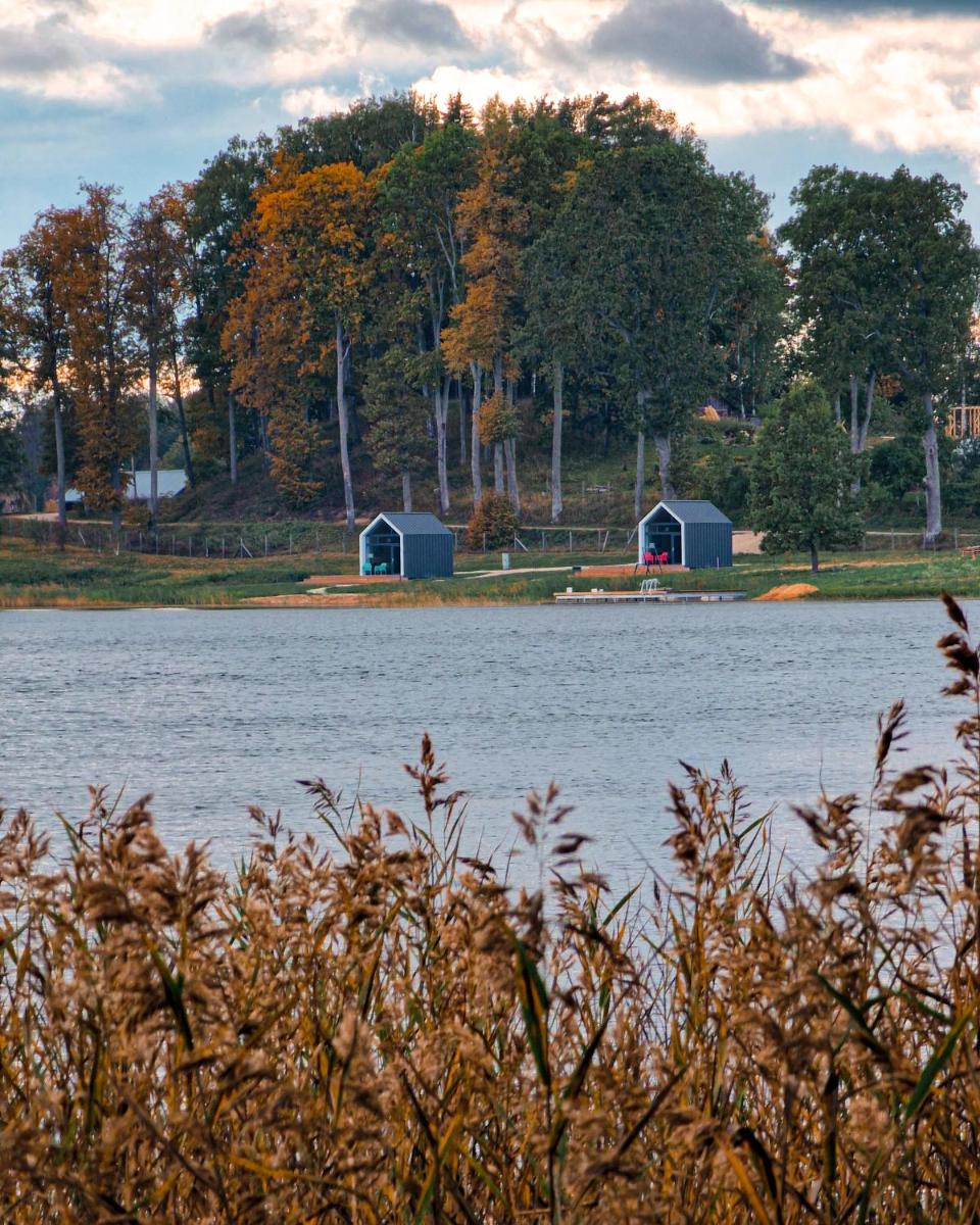PullanHouse Līksma - small and cosy lakeside holiday house - Housity
