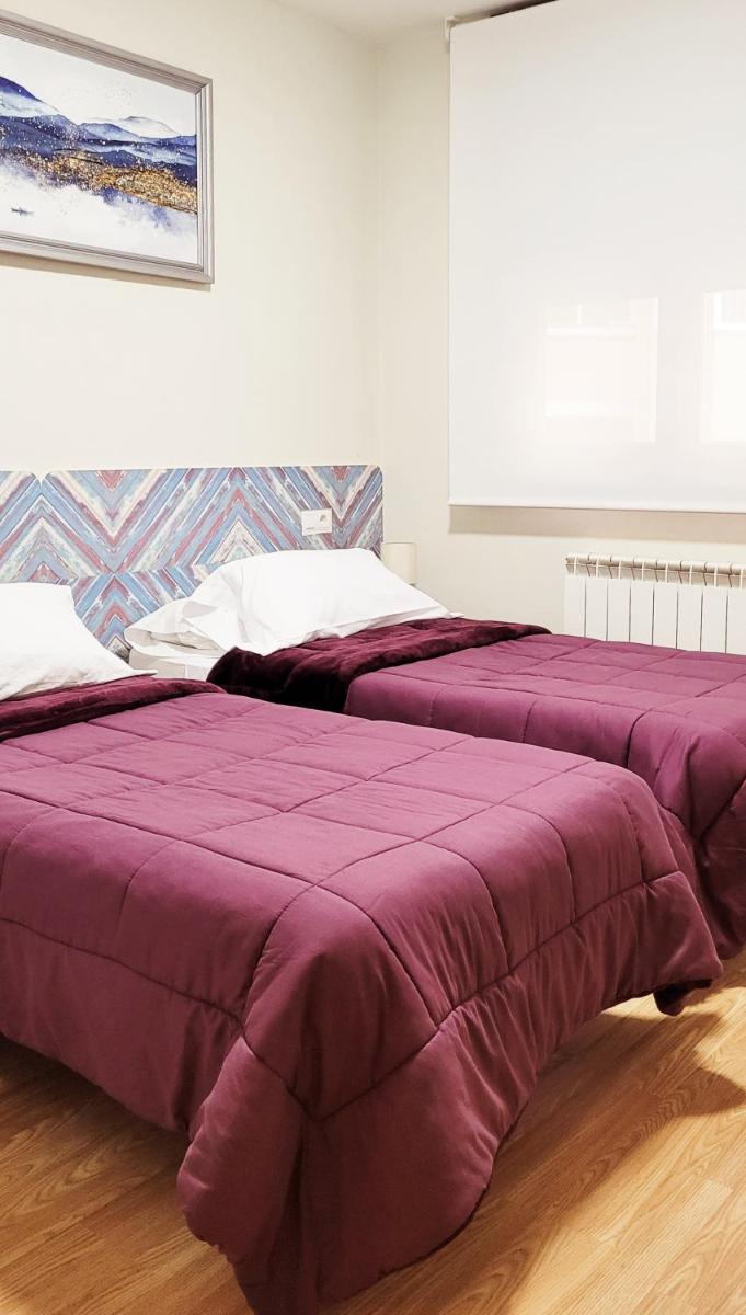 Suitetrails - www Goyahospitales es Peñalba Parking incluido