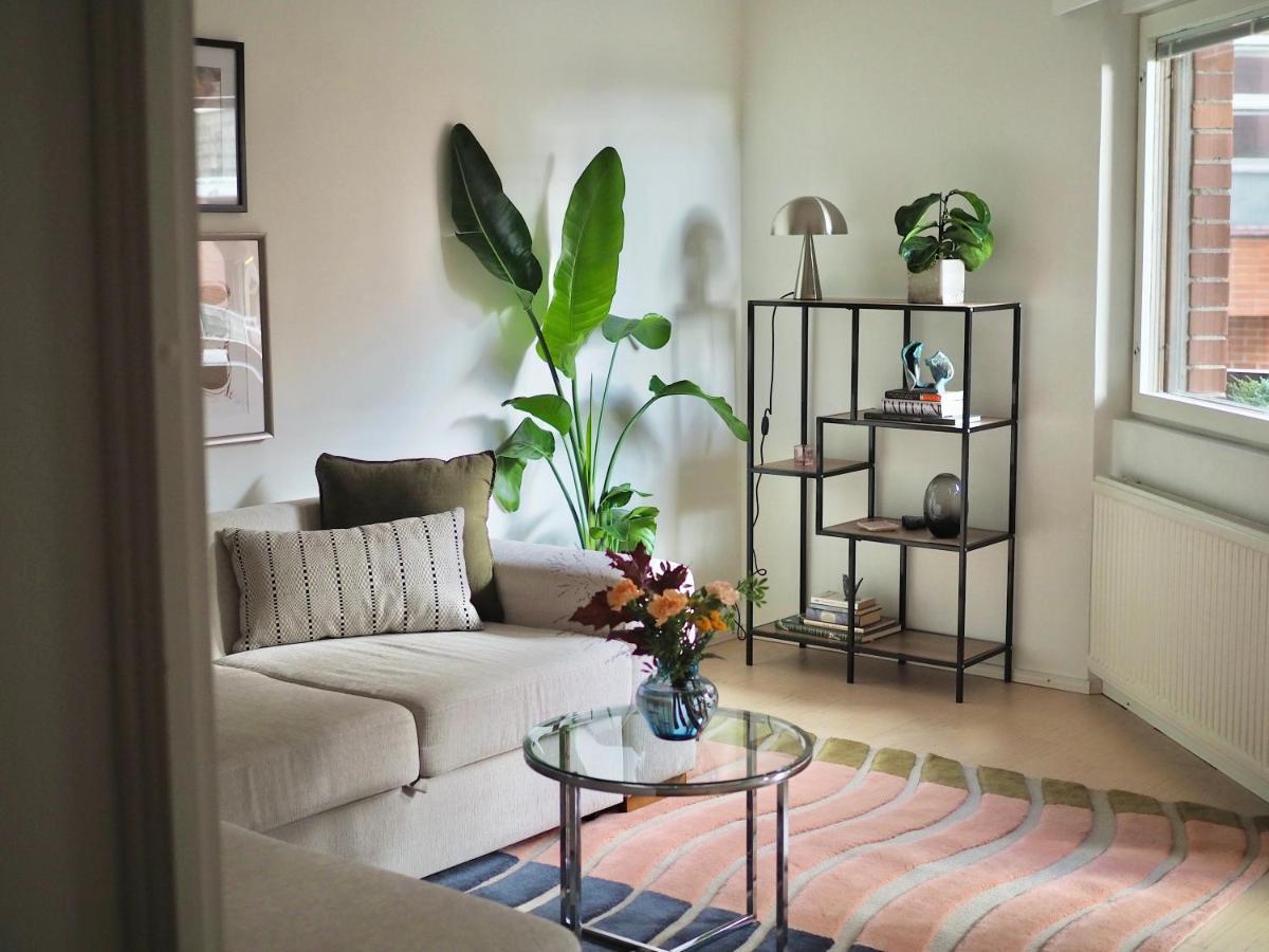 Oceanic & trendy two bedroom apartment with FREE parking - Housity