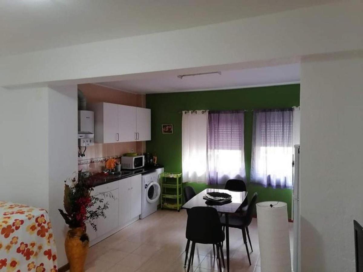 Beautiful 1-Bed Apartment in Aldeia de Paio Pires - Housity