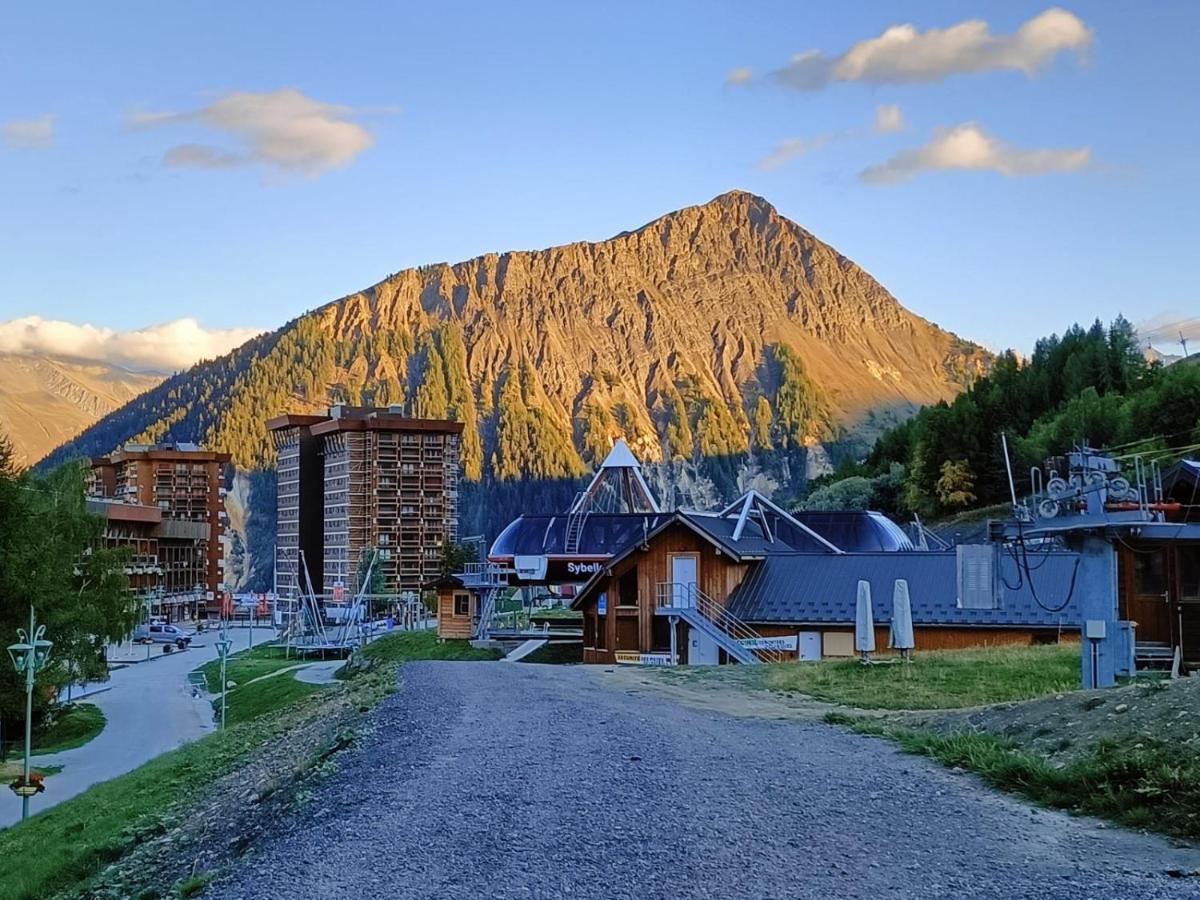 Appartement 2 Chbres Calme Vue vallée 500m des pistes - Housity