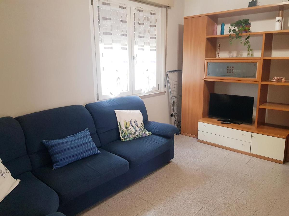 Sleep & Fly Apartment - Housity