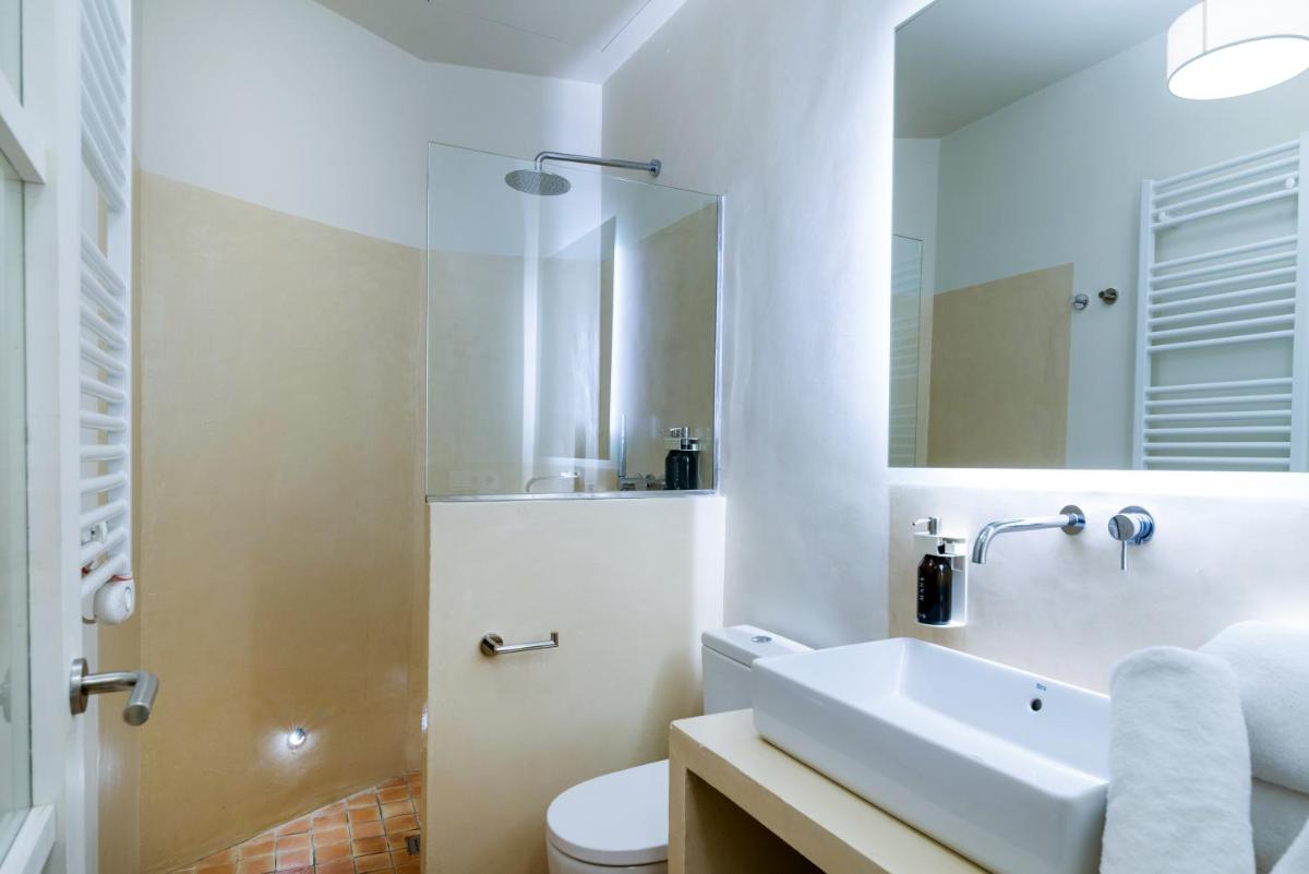 Un baño de Can Mascort Eco Hotel