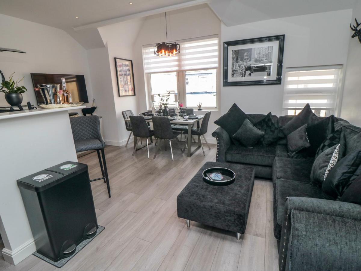 The Hepburn - Housity
