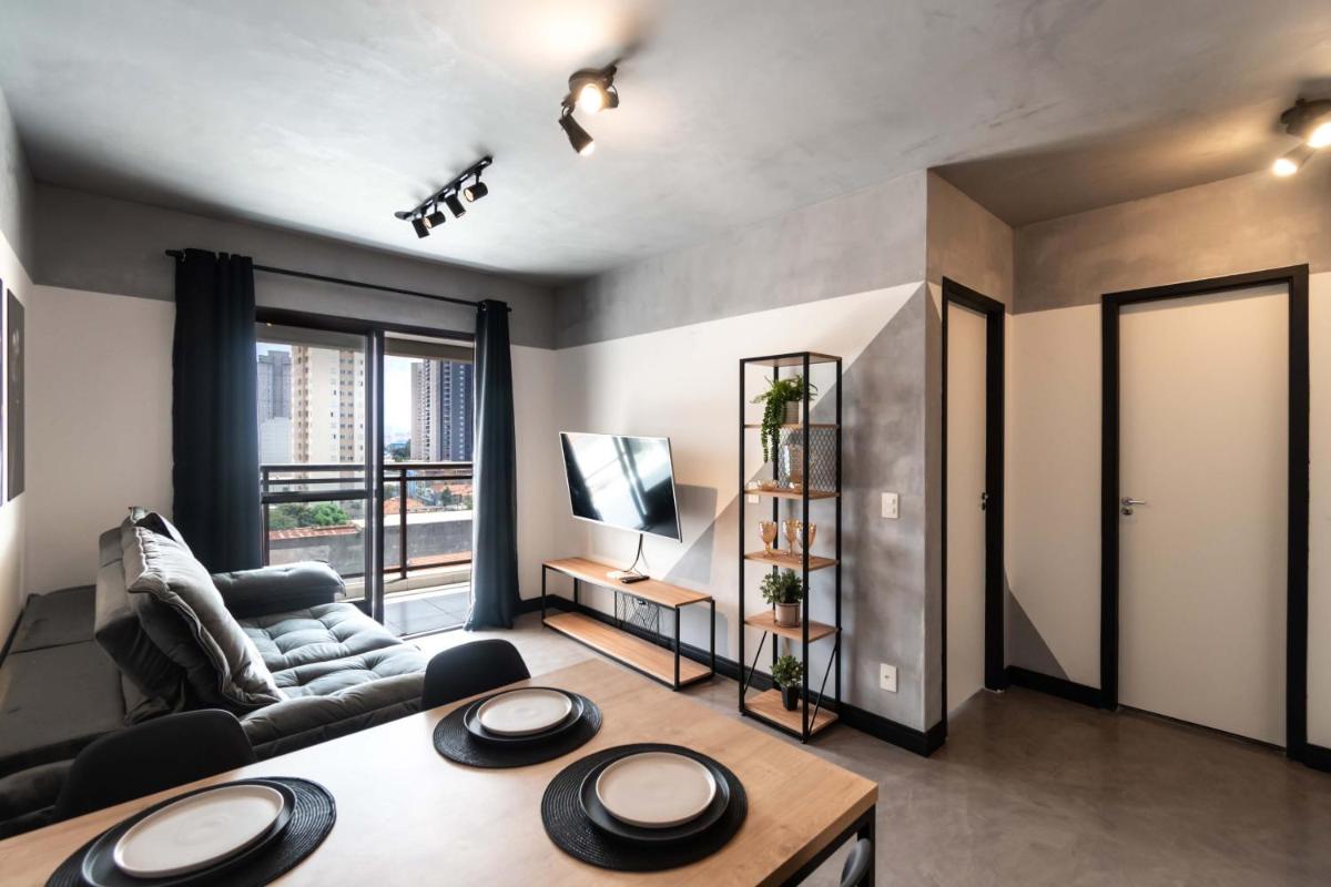 BE76 - Apto Industrial no Tatuapé com Vaga, Próximo ao Metrô Carrão. - Housity