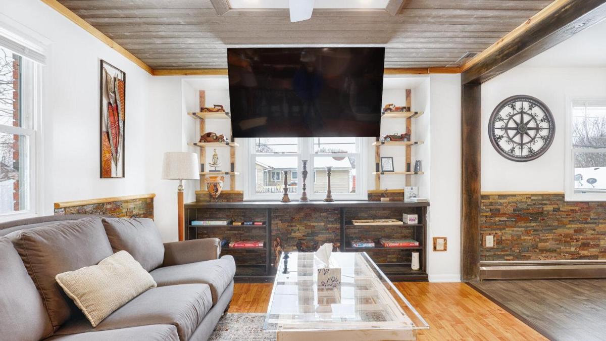 Buckingham Lake Leisure - Housity