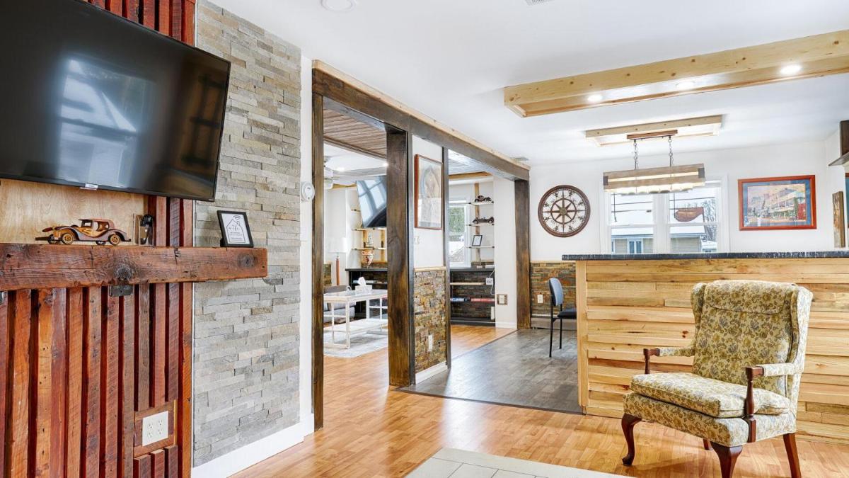 Buckingham Lake Leisure - Housity