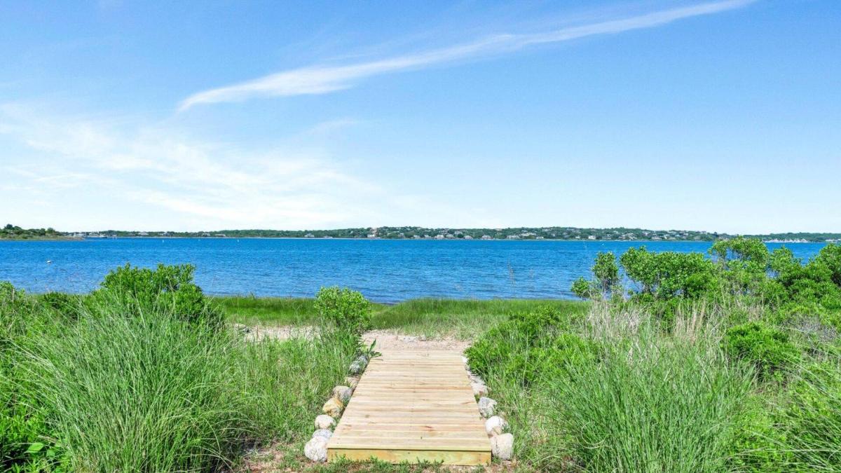 Lake Montauk Marvel - Housity