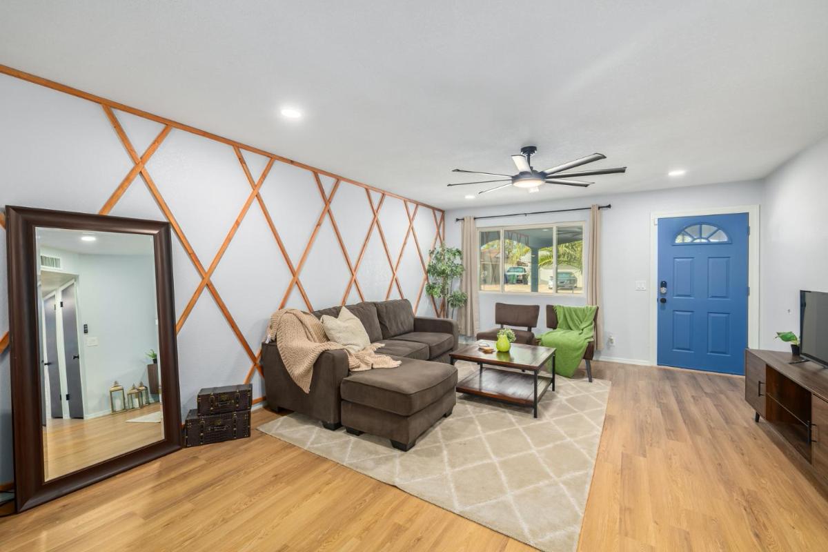 The Glade Luxury Home for Sun and Fun - Housity