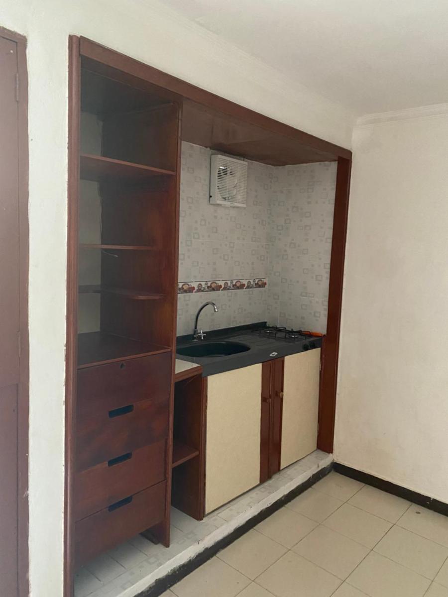 Habitación independiente cerca al Aereopuerto - Housity