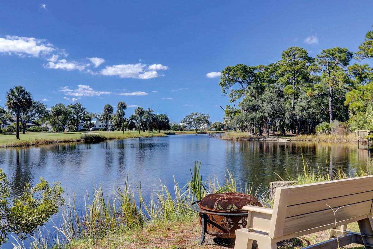 Mossy Oaks Lagoon - Housity