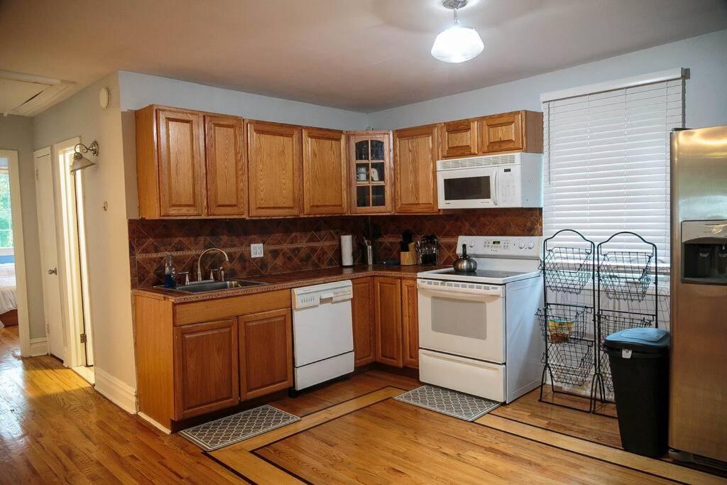 Melody Lake Retreat near Resorts World Catskills - Housity