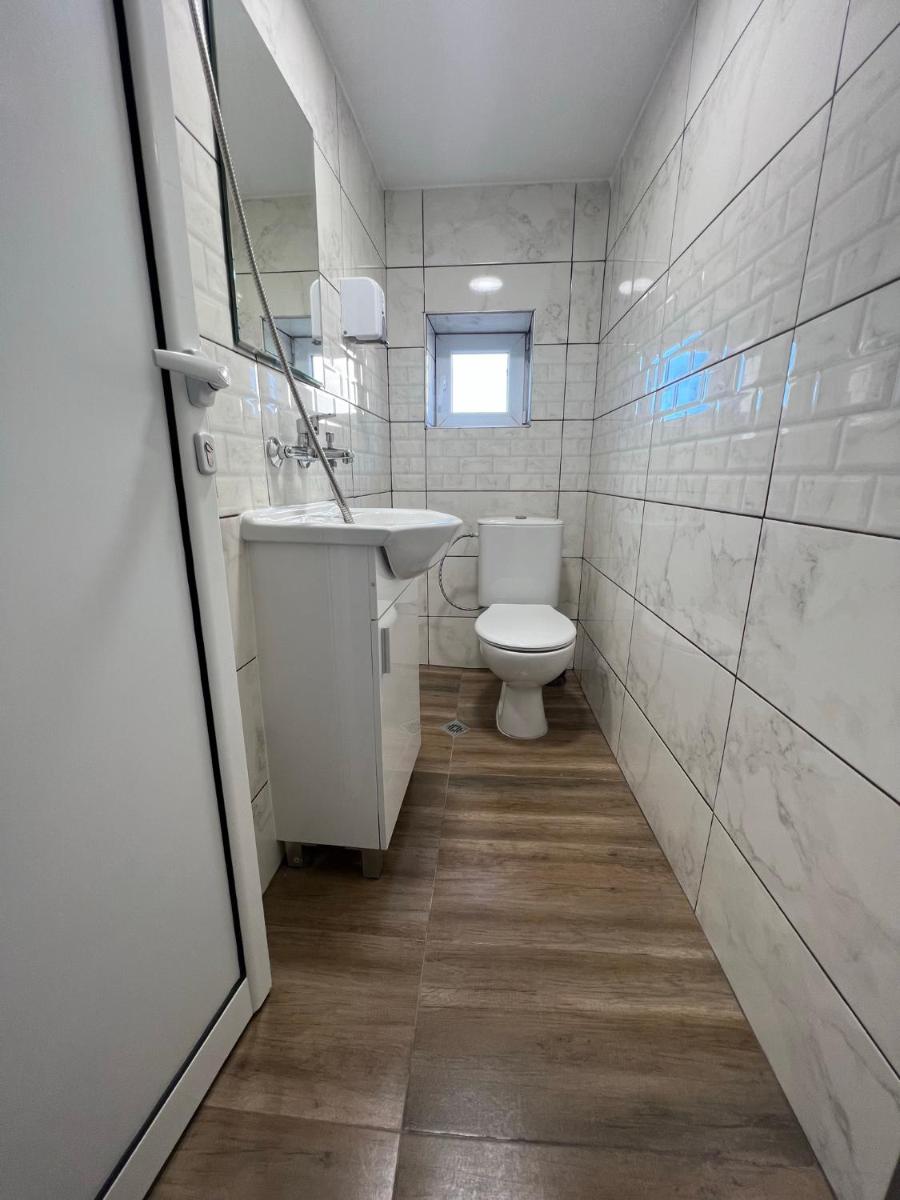 The rainbow 7 - Housity