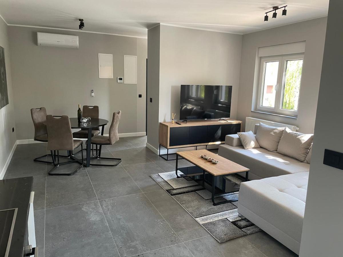 Carpe Diem #2 - Housity