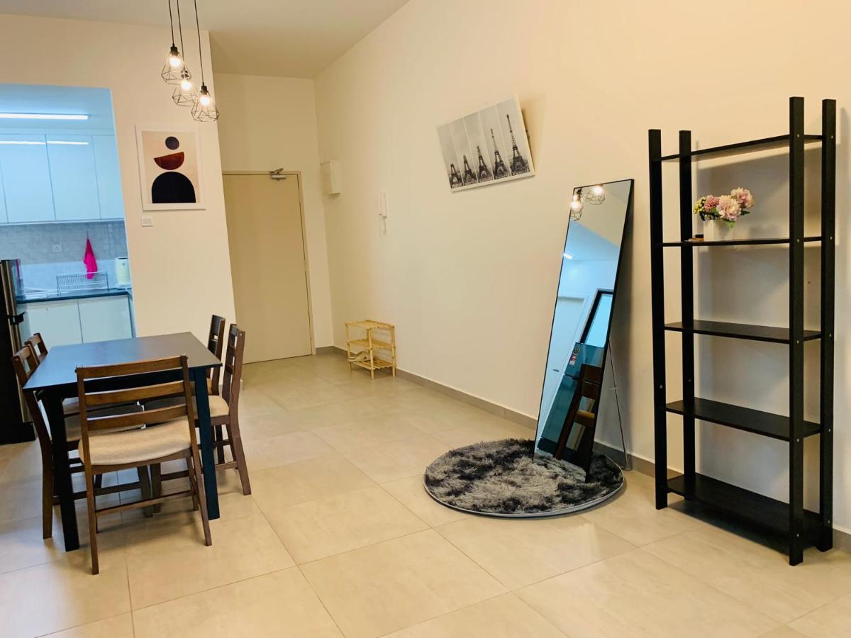 The Quartz 3parking ,Near to Jonker Walk - Housity