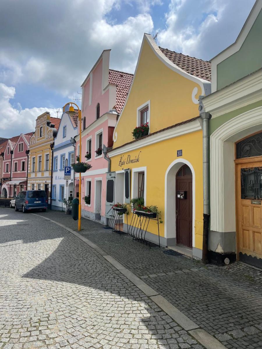 Apartmány Žlutý domeček - Housity