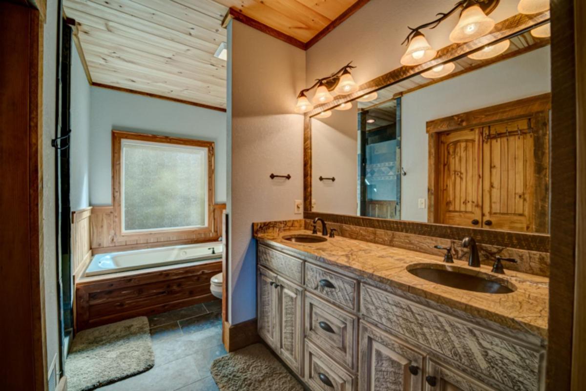 Highland Harmony - Housity