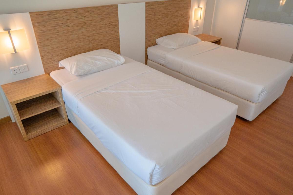 The CEO Executive Suites - Housity