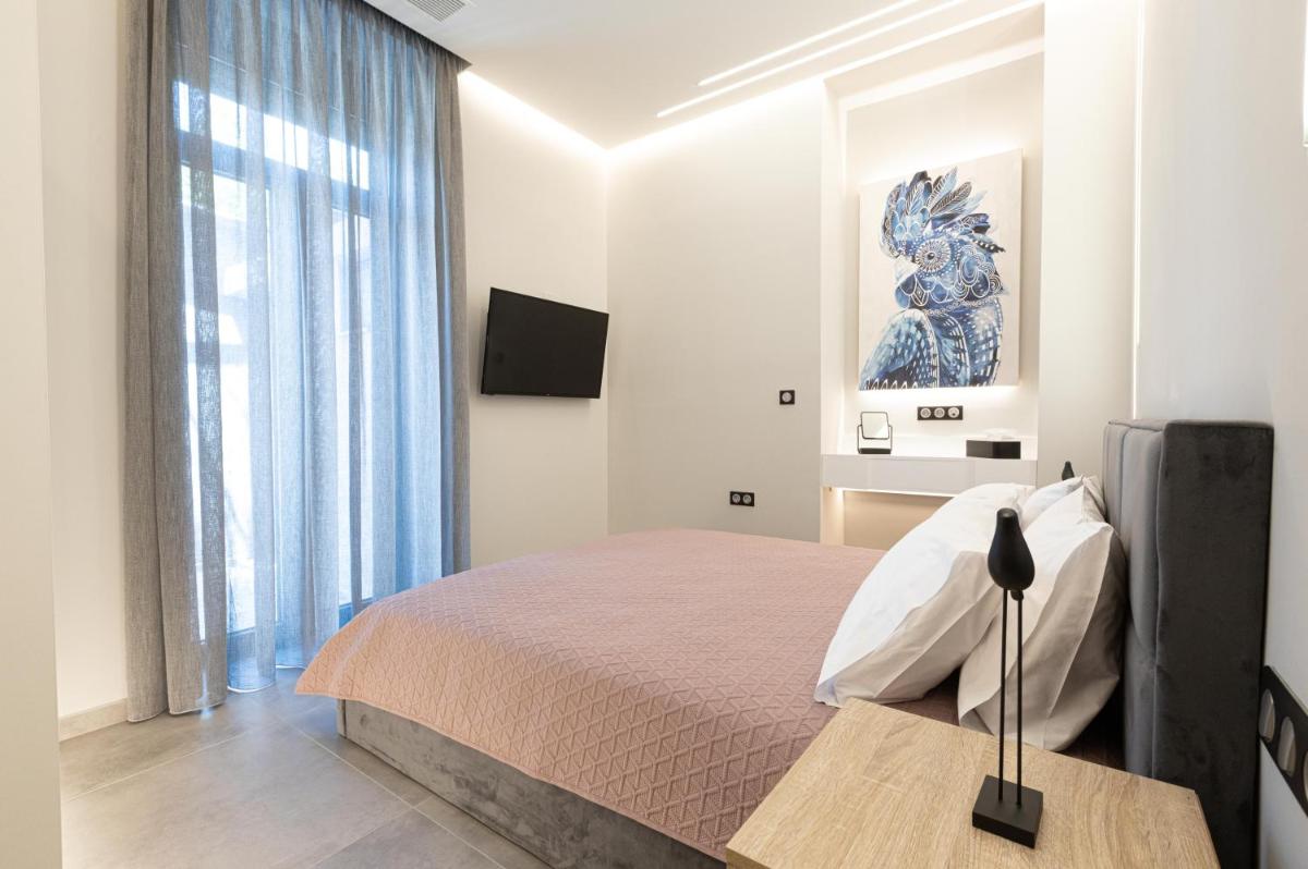 BillMar Luxury Apartment in the center of Gythio - Housity