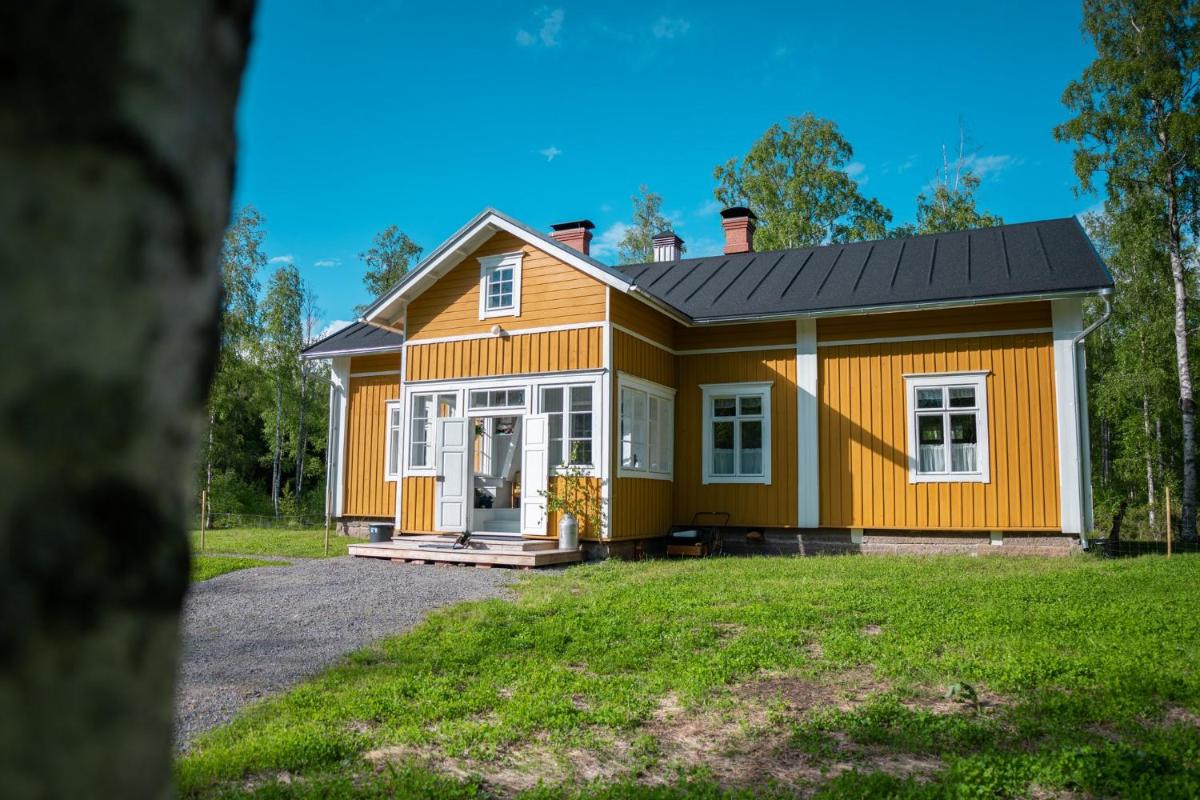 Unique loghouse and wood heated sauna in Ii - Housity