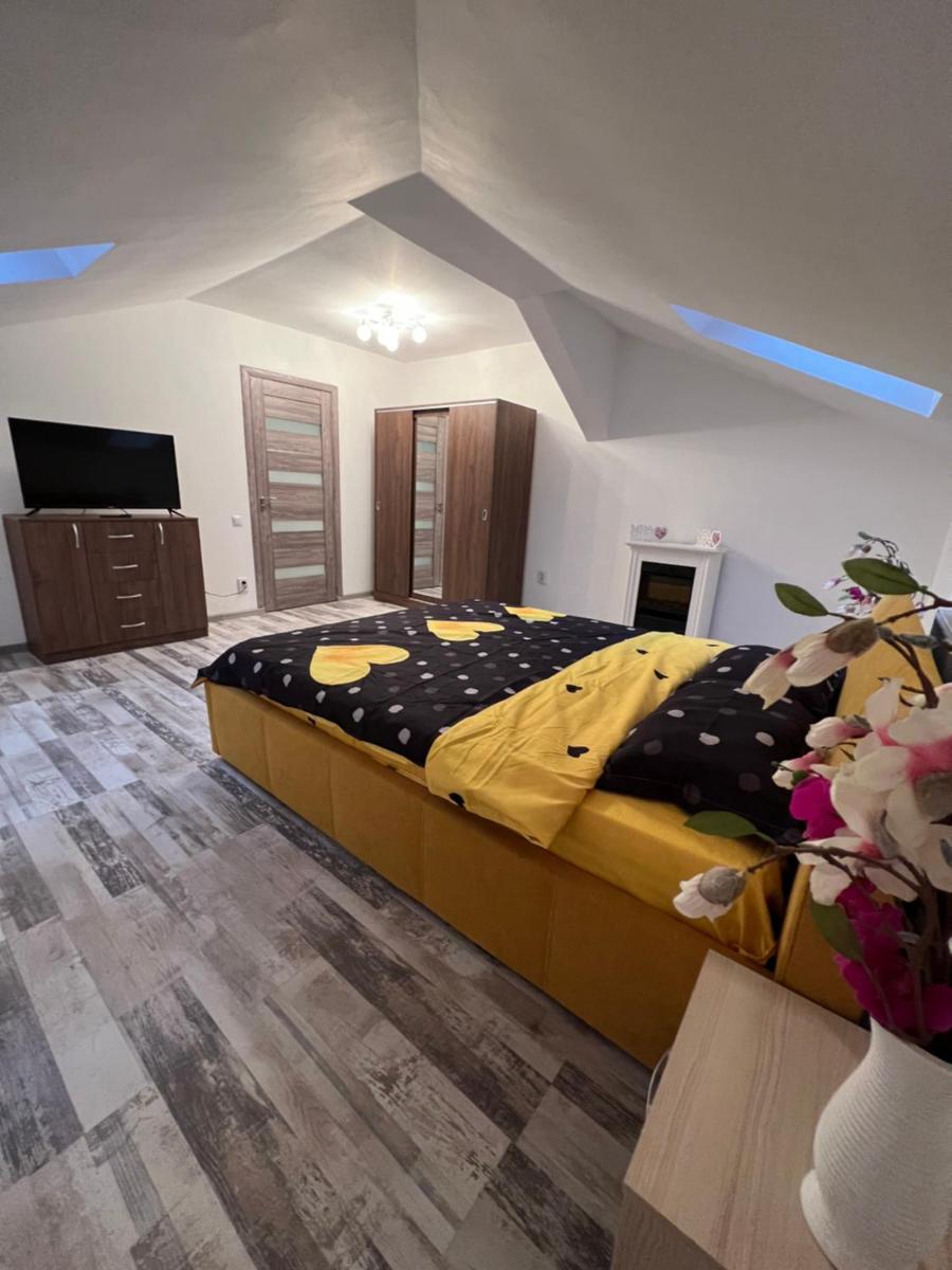 Zizi's House Garii - Housity