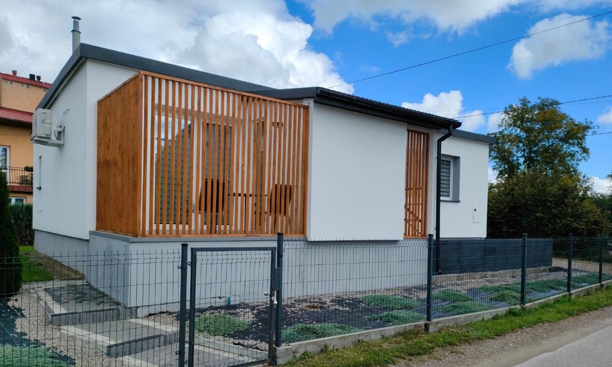 Dom gościnny 4JAWA I - Housity
