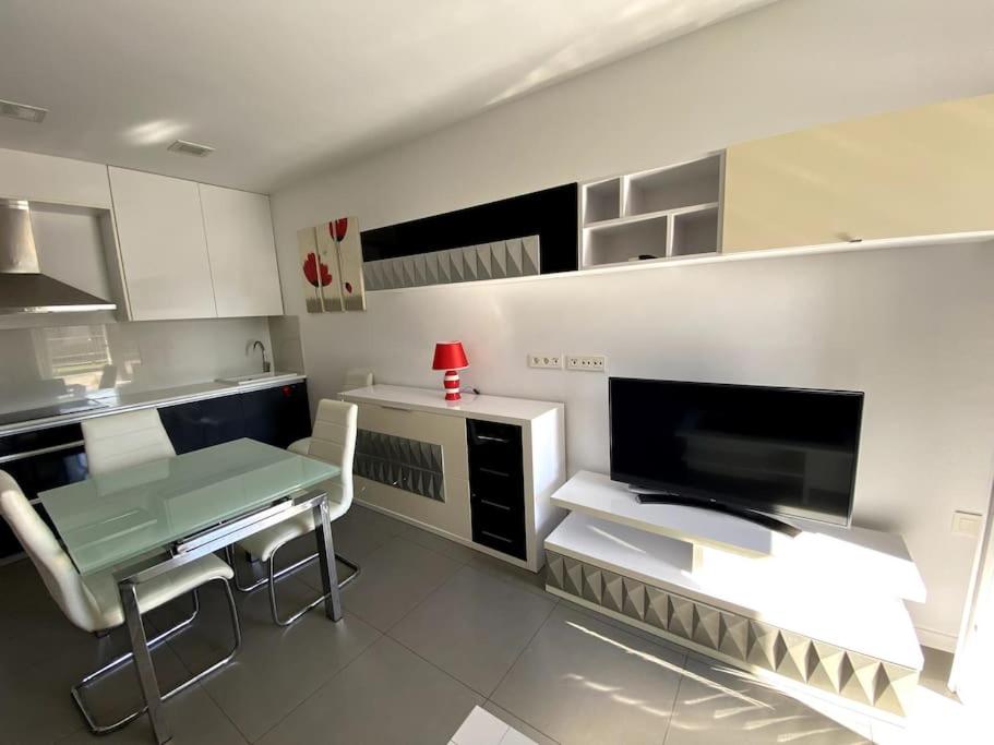 Suitetrails - APARTAMENTO PLAYA ELISA III