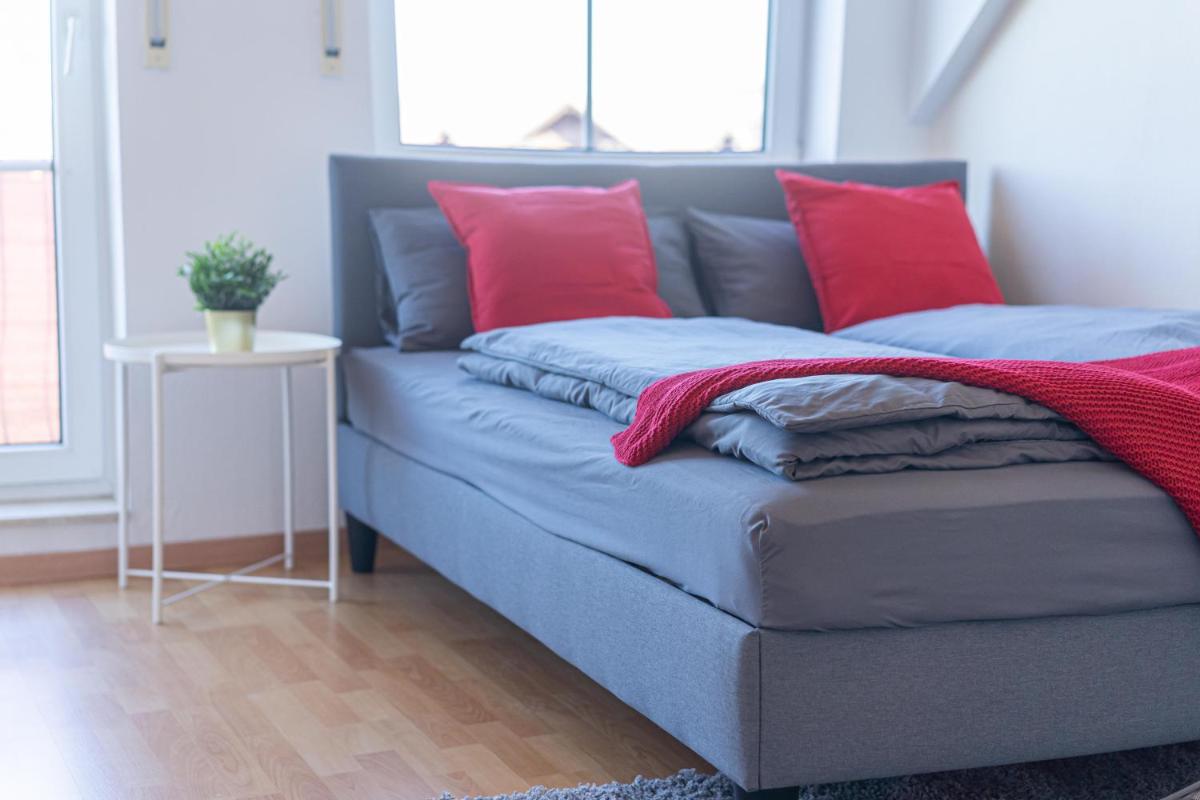 FullHouse - Eisenach - K70 Apartments - Washing Machine - SmartTV - Housity