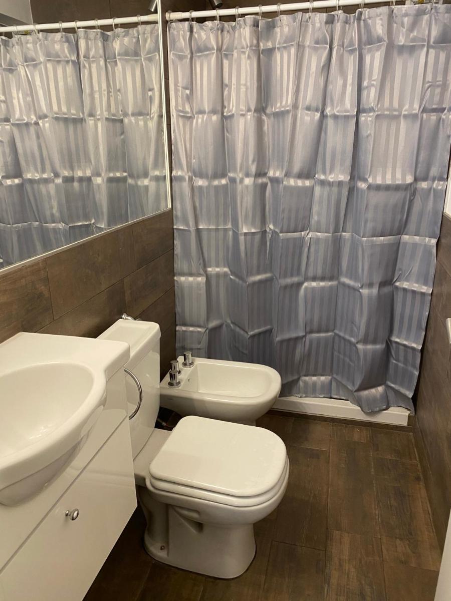 Estudio completo en zona centro, a 200 metros del rio - Housity