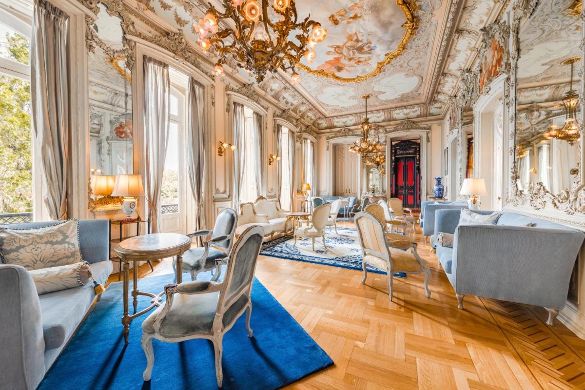 Uma área de estar em Pestana Palace Lisboa Hotel & National Monument - The Leading Hotels of the World