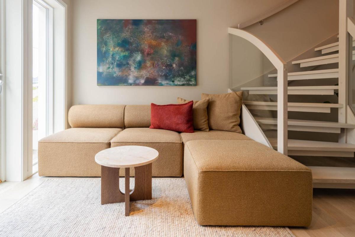 May's Apartments by May's - Housity